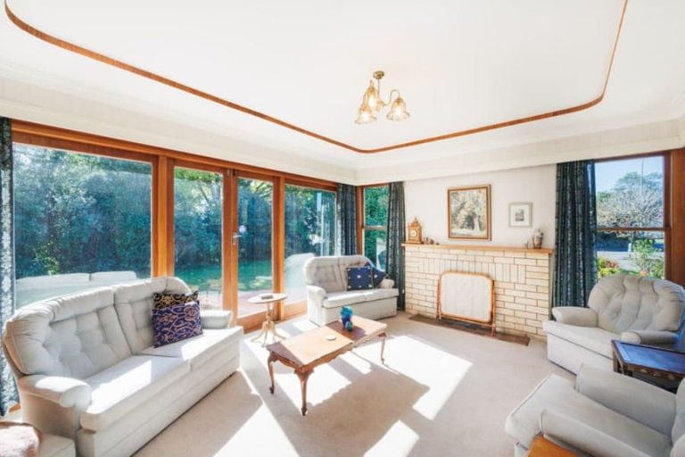 Photo of property in 122 Jickell Street, Hokowhitu, Palmerston North, 4410