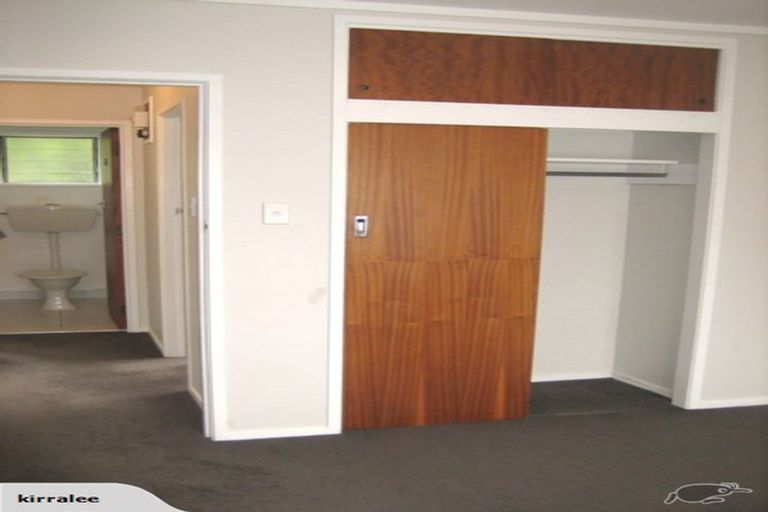 Photo of property in 3/200 Te Atatu Road, Te Atatu South, Auckland, 0610