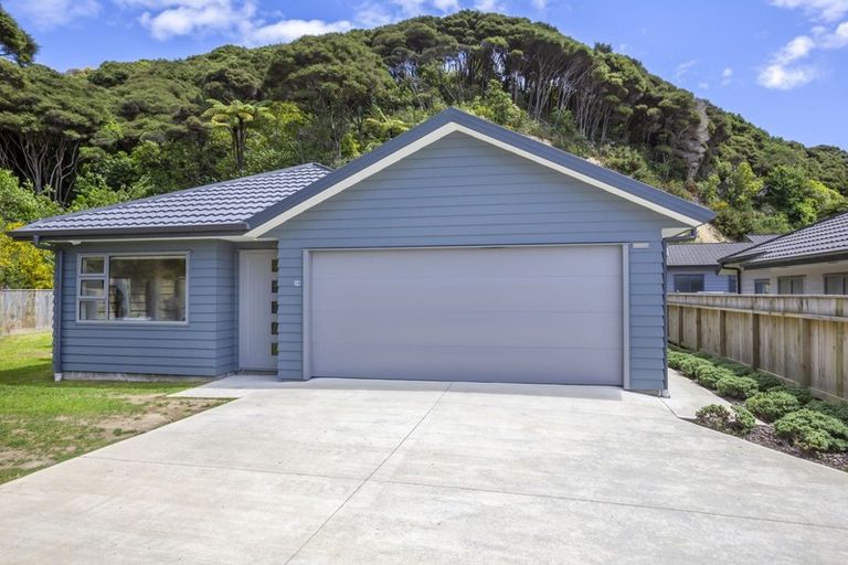 Photo of property in 29 Moonsail Drive, Whitby, Porirua, 5024