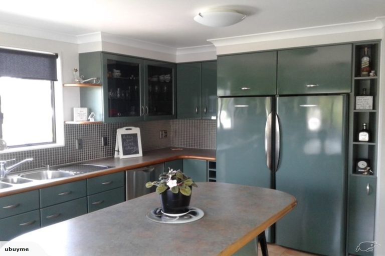 Photo of property in 33 Ranui Street, Dinsdale, Hamilton, 3204