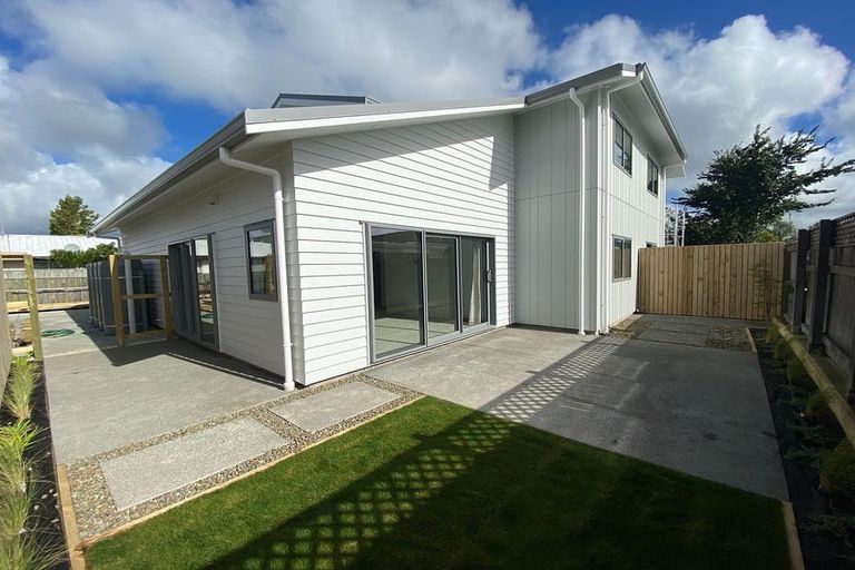 Photo of property in 16 Martin Street, Palmerston North, 4414