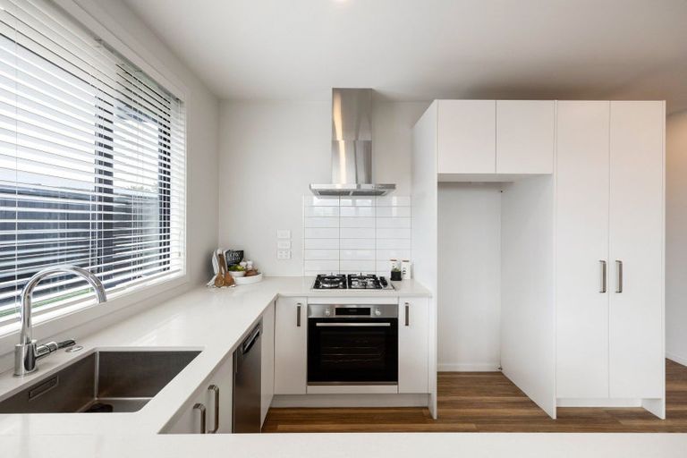 Photo of property in 2/9 Kingsley Street, Saint Andrews, Hamilton, 3200