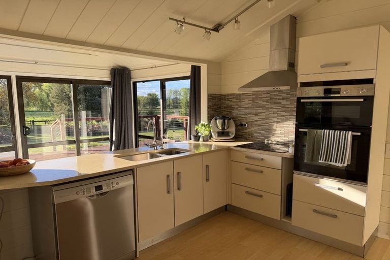 Photo of property in 34 Supplejack Vly Road, Upper Moutere, 7173