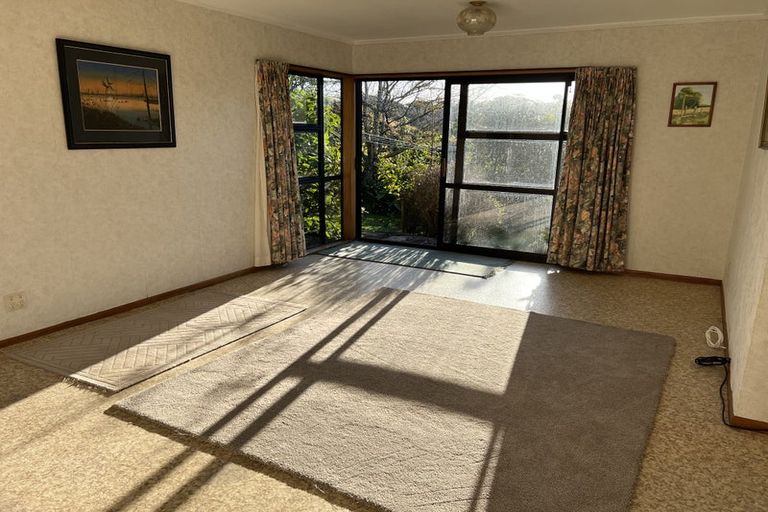 Photo of property in 4 Rae Road, Campbells Bay, Auckland, 0620