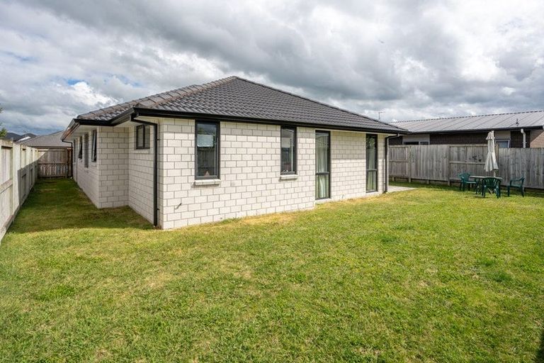 Photo of property in 17 Briannarose Drive, Fitzroy, Hamilton, 3206