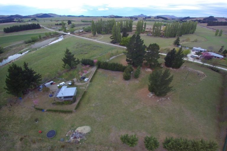 Photo of property in 35 Mclew Road, Inch Valley, Palmerston, 9483