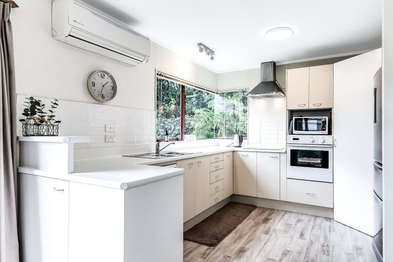 Photo of property in 51a Collins Road, Melville, Hamilton, 3206