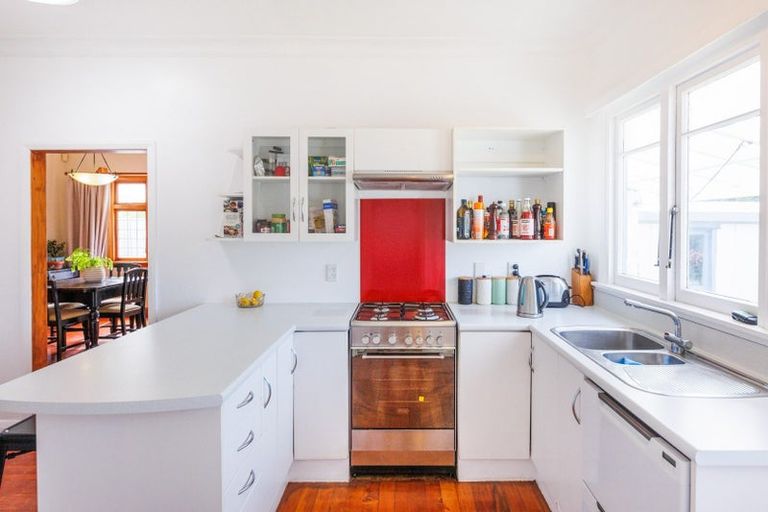 Photo of property in 38 Rongopai Street, Palmerston North, 4414