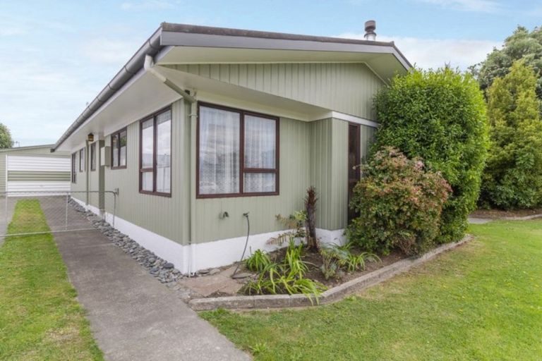 Photo of property in 28 York Avenue, Tamatea, Napier, 4112