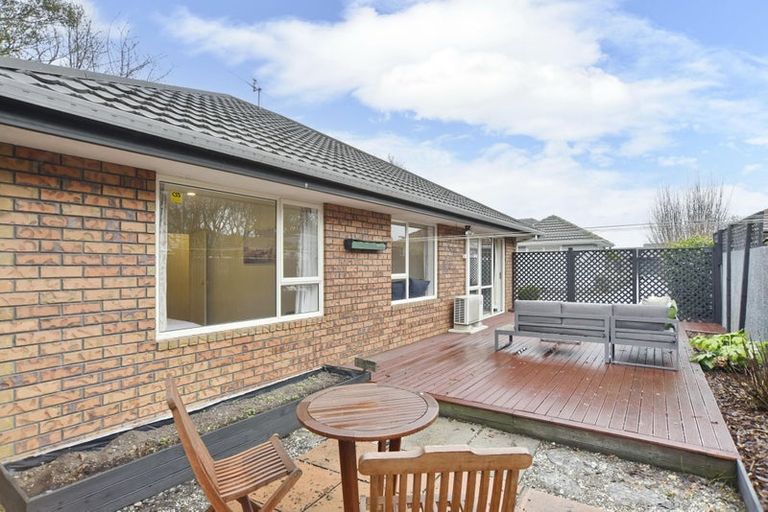 Photo of property in 2/47 Jocelyn Street, Casebrook, Christchurch, 8051