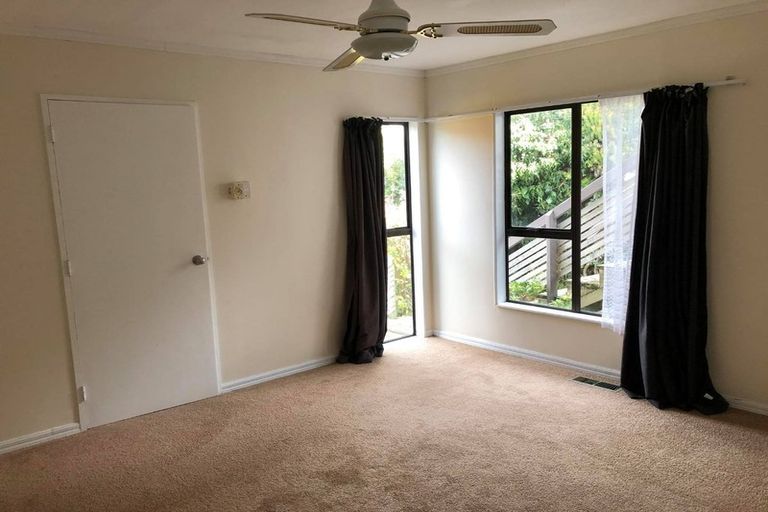 Photo of property in 8 The Anchorage, Whitby, Porirua, 5024