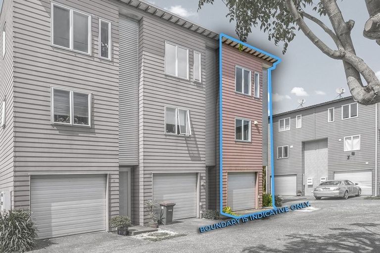 Photo of property in 13 Albionvale Road, Glen Eden, Auckland, 0602