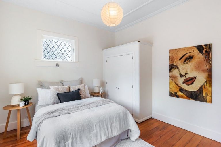 Photo of property in 435 Tararua Road, Levin, 5571