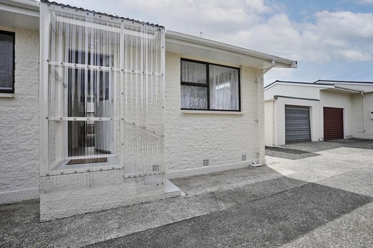 Photo of property in 2/30 Antrim Street, Windsor, Invercargill, 9810