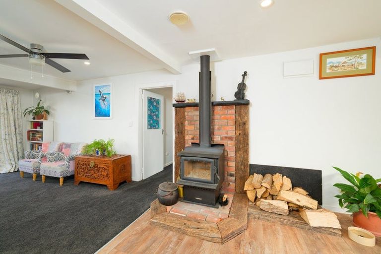 Photo of property in 92 Churchill Street, Kaikoura, 7300