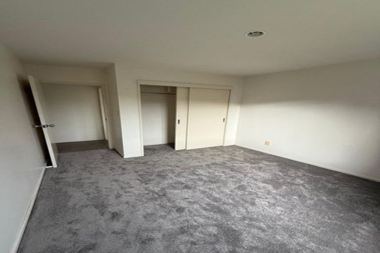 Photo of property in 12/36 West Coast Road, Glen Eden, Auckland, 0602