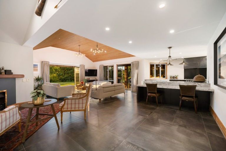 Photo of property in 68 Stoney Creek Road, Kawarau Falls, Queenstown, 9371