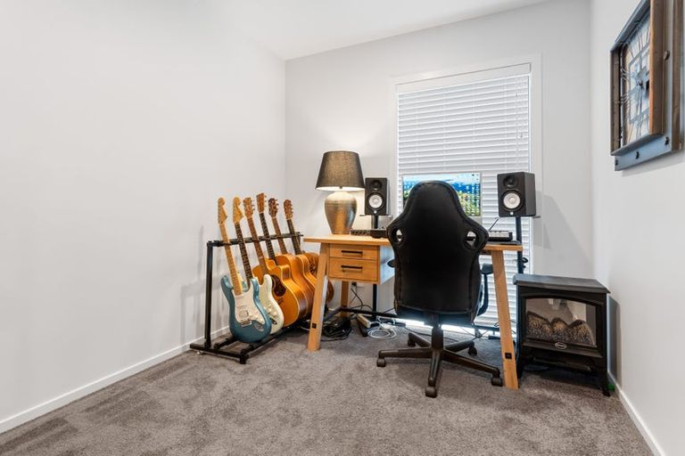 Photo of property in 32 Tuatahi Avenue, Solway, Masterton, 5810