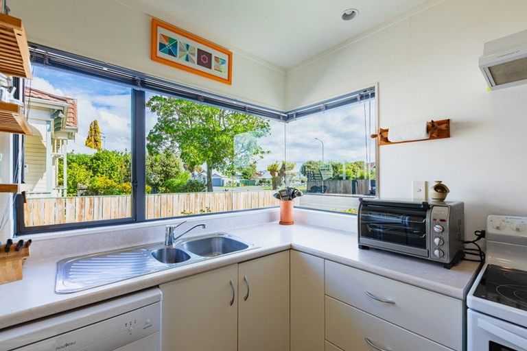 Photo of property in 1/145 Nelson Crescent, Napier South, Napier, 4110