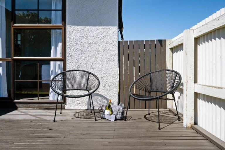 Photo of property in 9 Clare Place, Cromwell, 9310