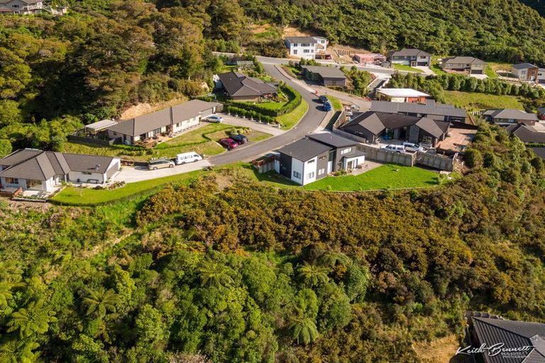 Photo of property in 9 Lila Gillies Lane, Riverstone Terraces, Upper Hutt, 5018