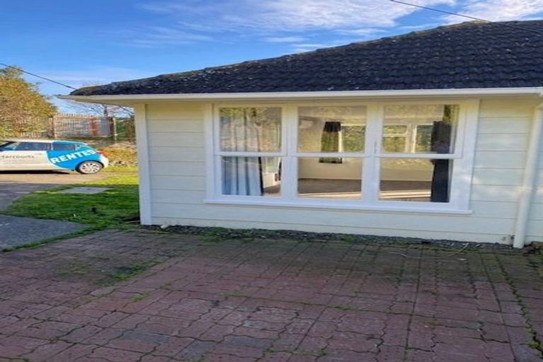 Photo of property in 7 Cheshire Street, Cannons Creek, Porirua, 5024