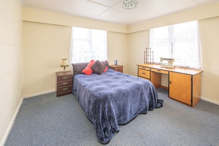 Photo of property in 92 Swiss Avenue, Gonville, Whanganui, 4501