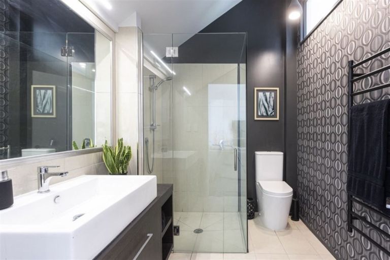 Photo of property in 147 Soleares Avenue, Mount Pleasant, Christchurch, 8081