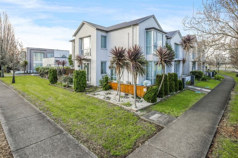 Photo of property in 30 Kuaka Drive, Takanini, 2112