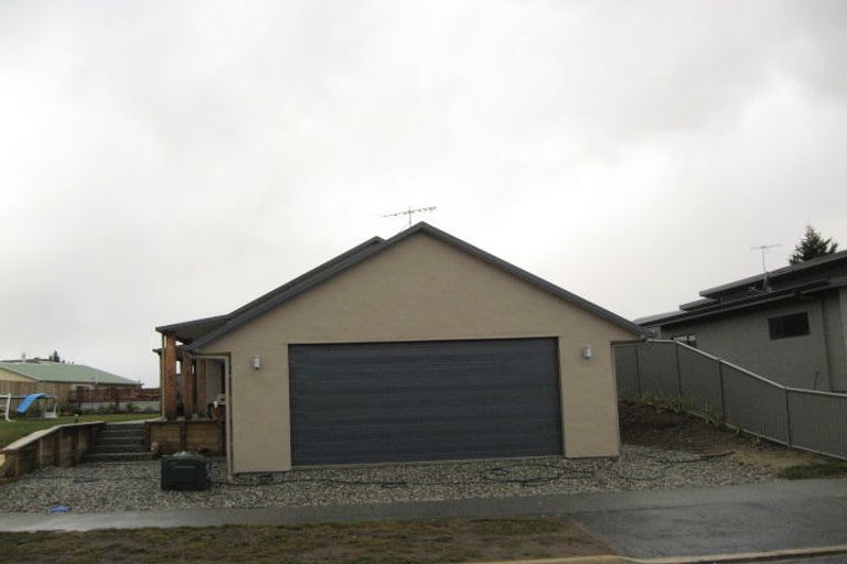 Photo of property in 29 Waenga Drive, Cromwell, 9310