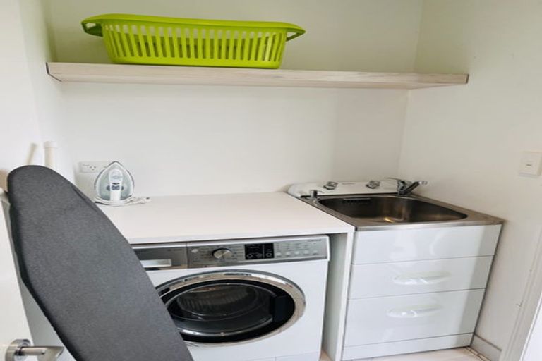 Photo of property in 5/52 Fendalton Road, Fendalton, Christchurch, 8014