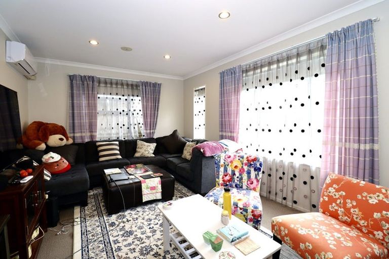 Photo of property in 4 Beatrice Place, Flat Bush, Auckland, 2016