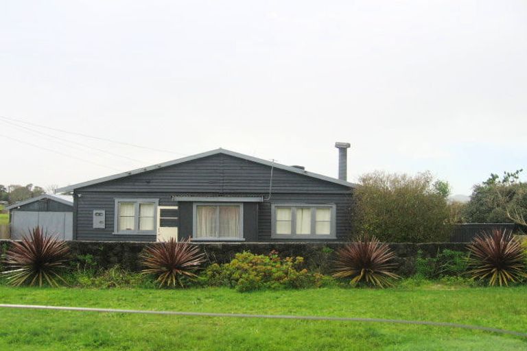 Photo of property in 1 Hospital Road, Te Kopuru, 0391