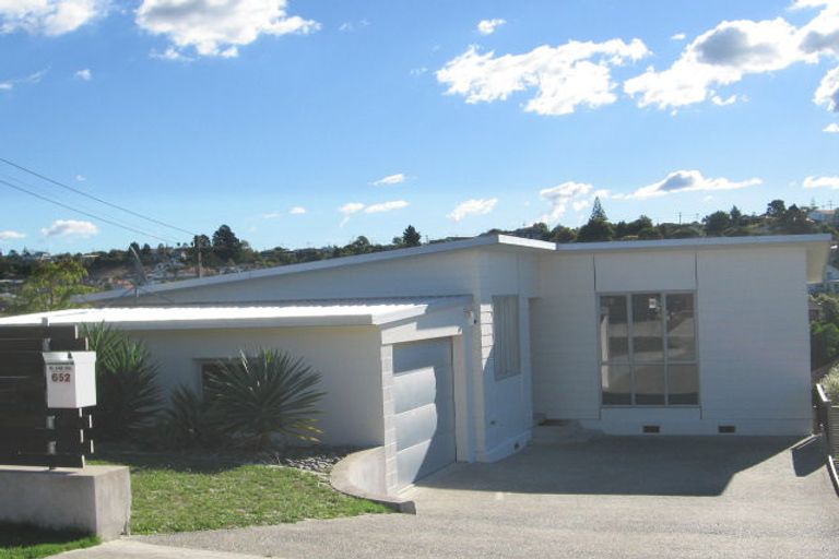 Photo of property in 652 Beach Road, Browns Bay, Auckland, 0630
