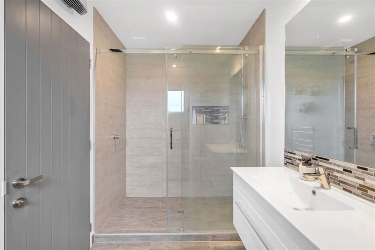 Photo of property in 66 Silver Peaks Drive, West Melton, 7618