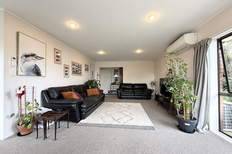 Photo of property in 1/50 Simmental Crescent, Somerville, Auckland, 2014
