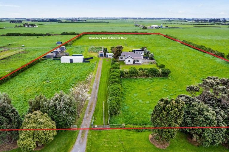 Photo of property in 9 Kaipi Street, Manaia, 4612