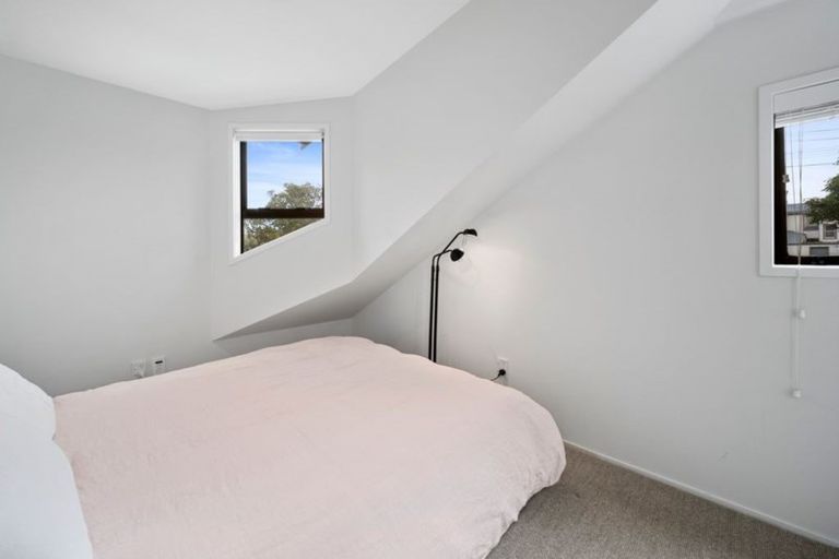 Photo of property in 1/45 Princes Street, Northcote Point, Auckland, 0627