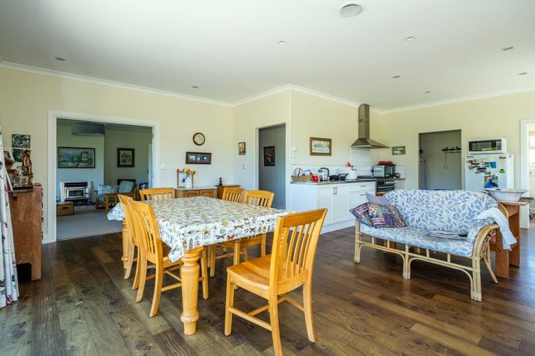 Photo of property in 61 Hekeao Road, Surrey Hills, Ashburton, 7778