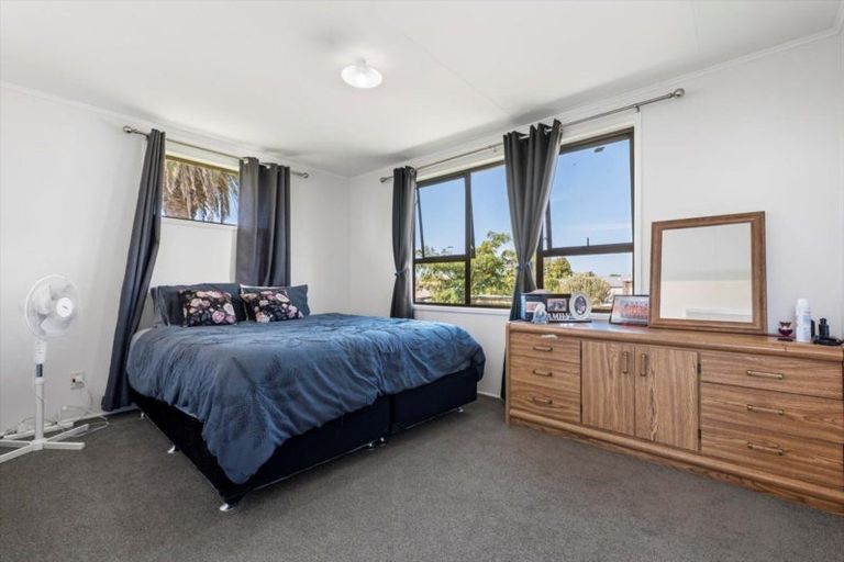 Photo of property in 19 Ben Keys Street, Te Puke, 3119