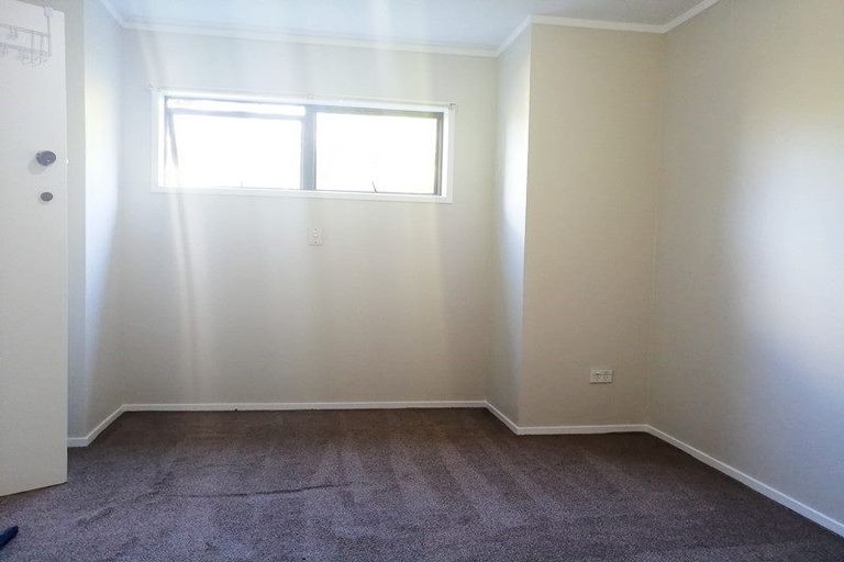 Photo of property in 118b Rosier Road, Glen Eden, Auckland, 0602