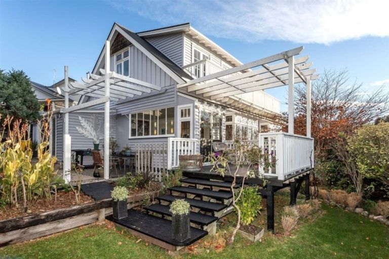 Photo of property in 27 Huntsbury Avenue, Huntsbury, Christchurch, 8022