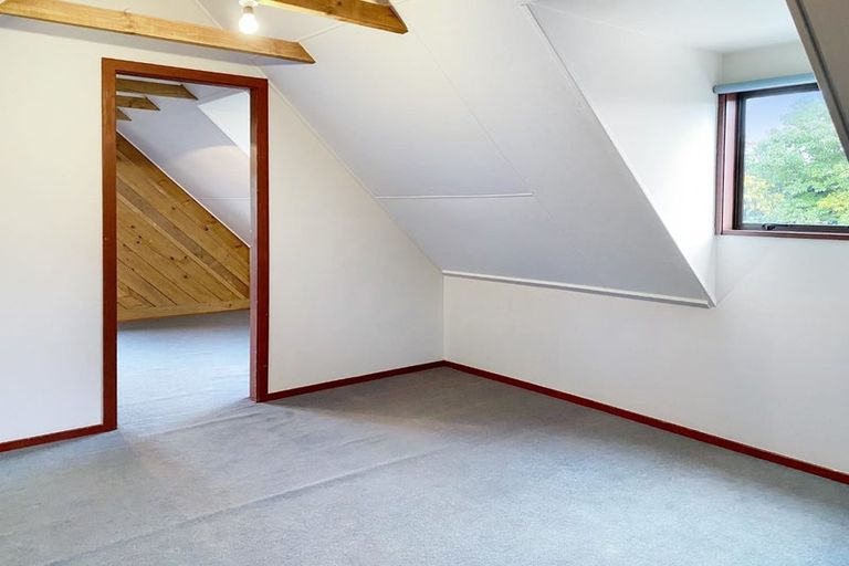 Photo of property in 2 Petries Road, Woodend, 7610