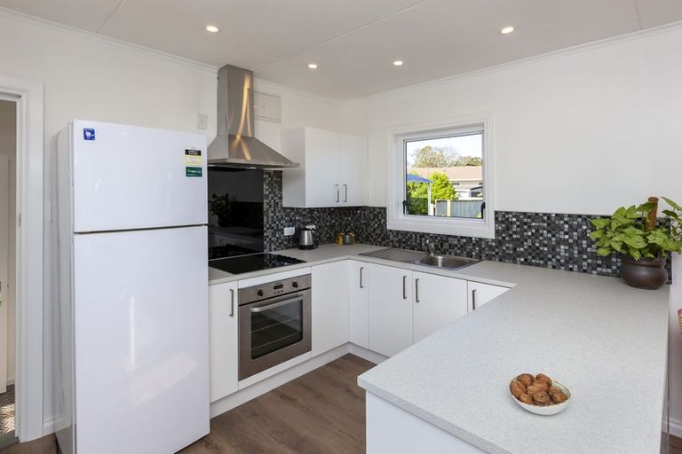 Photo of property in 56a Hinemoa Street, Paraparaumu, 5032