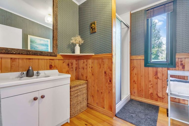 Photo of property in 28 Petrie Street, Pomare, Rotorua, 3015