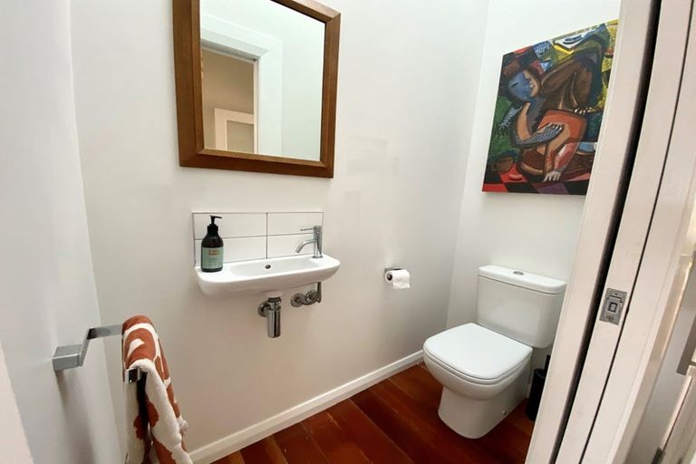 Photo of property in 135 Volga Street, Island Bay, Wellington, 6023