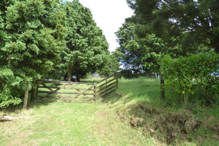 Photo of property in 2777 State Highway 10, Waipapa, 0295