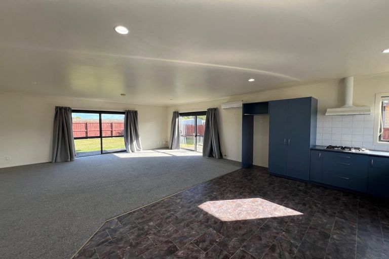 Photo of property in 19 Corsair Place, Melville, Hamilton, 3206