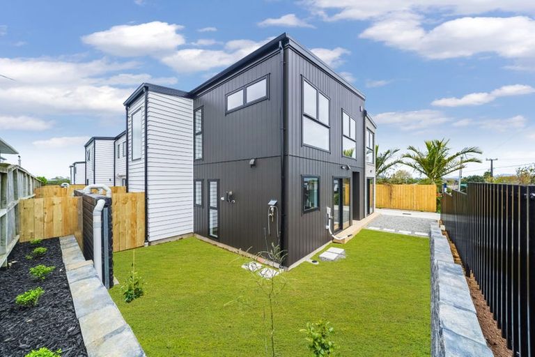 Photo of property in 1/30 Wellesley Road, Mangere Bridge, Auckland, 2022