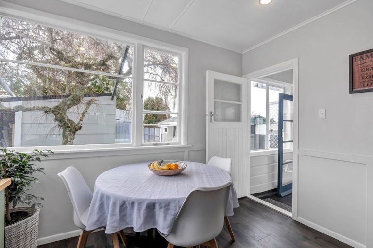Photo of property in 36 Cloten Road, Stratford, 4332